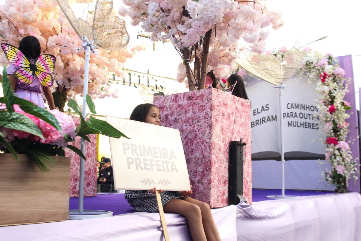 Desfile em comemoração aos 159 anos de Várzea Grande reuniu quase 5 mil participantes e apresentações inéditas