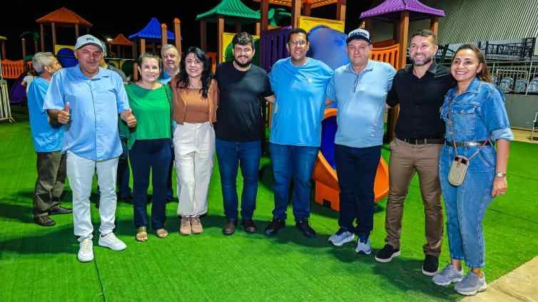 Prefeitura de Cáceres entrega playground doado pelo Rotary e amplia opções de lazer no complexo esportivo Didi Profeta do Amaral 