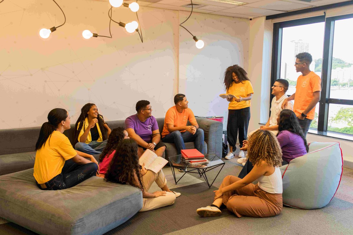 Instituto Coca-Cola Brasil e Solar Coca-Cola abrem 500 vagas de curso de inglês online e capacitação profissional em Mato Grosso