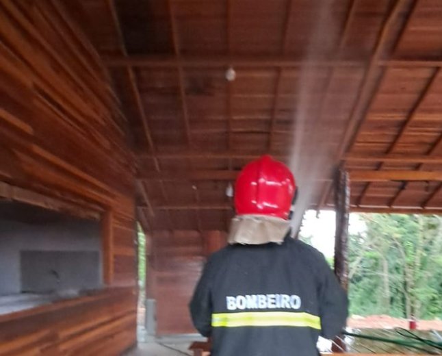 Princípio de Incêndio em Madeireira Mobiliza Corpo de Bombeiros e Demonstra Eficácia da Ação Preventiva dos Funcionários