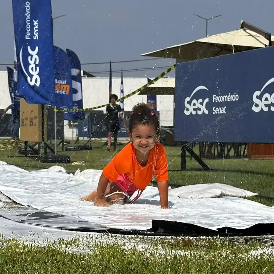 Sesc Sinop celebra mês das crianças com espetáculo musical, recreação e corrida de aventura